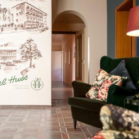 Hotel Huss Limburg Лимбург-на-Лане Екстериор снимка