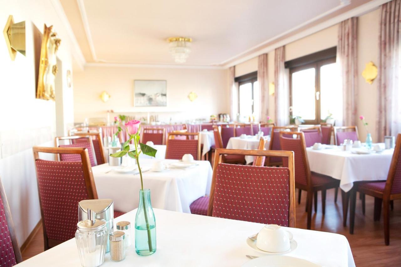Hotel Huss Limburg Лимбург-на-Лане Екстериор снимка